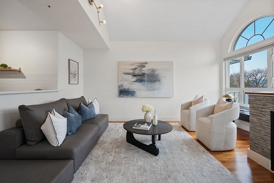 403 1623 E 2nd Avenue