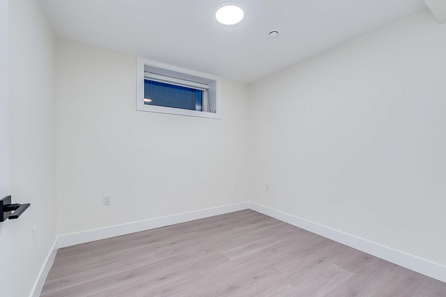 1 5459 Rhodes Street