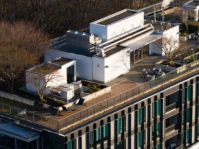 225 2888 Cambie Street