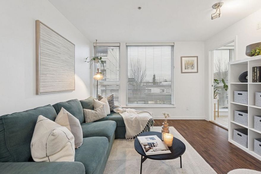 306 2636 E Hastings Street