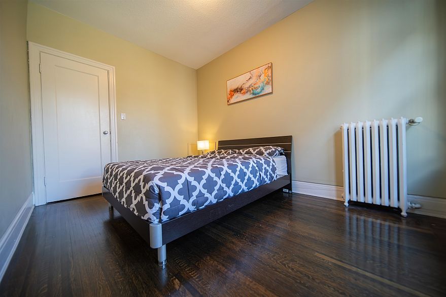 4 935 JERVIS STREET, Vancouver BC V6E 2B5