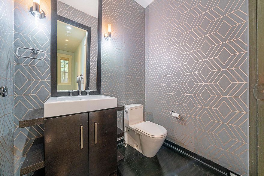 1610 Wesbrook Crescent