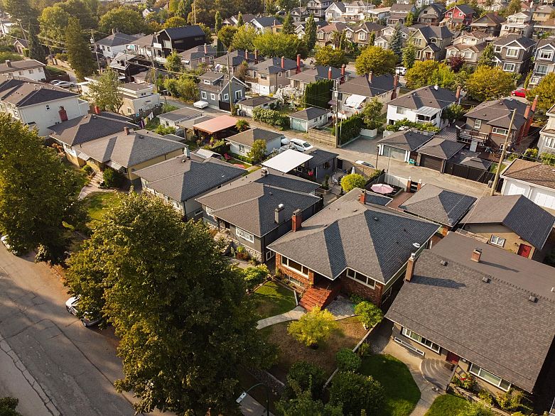 2869 Venables Street