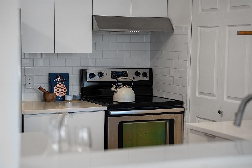 403 1623 E 2nd Avenue