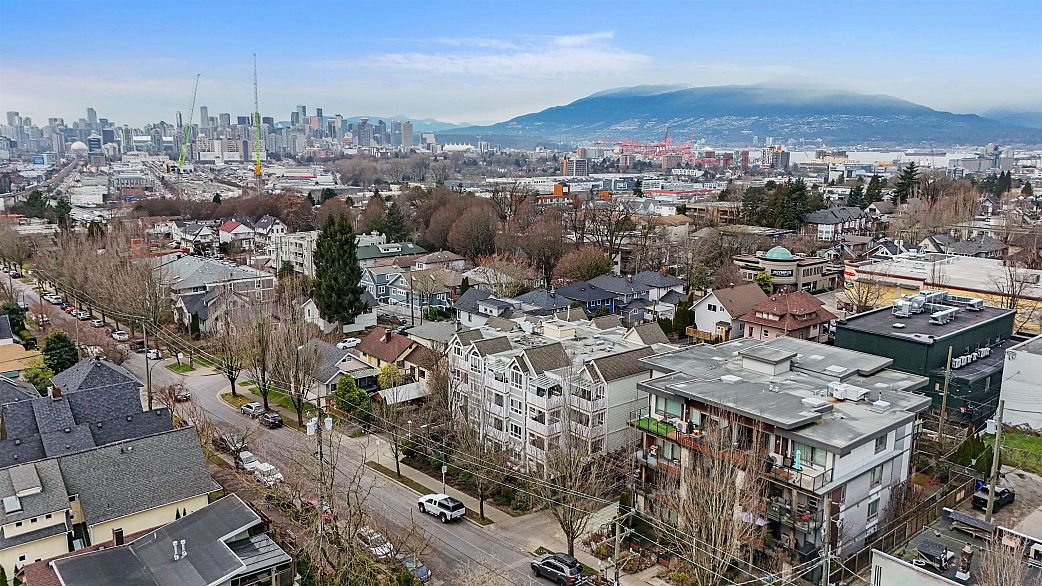 403 1623 E 2nd Avenue