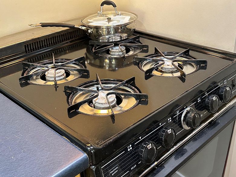 217 933 Seymour Street