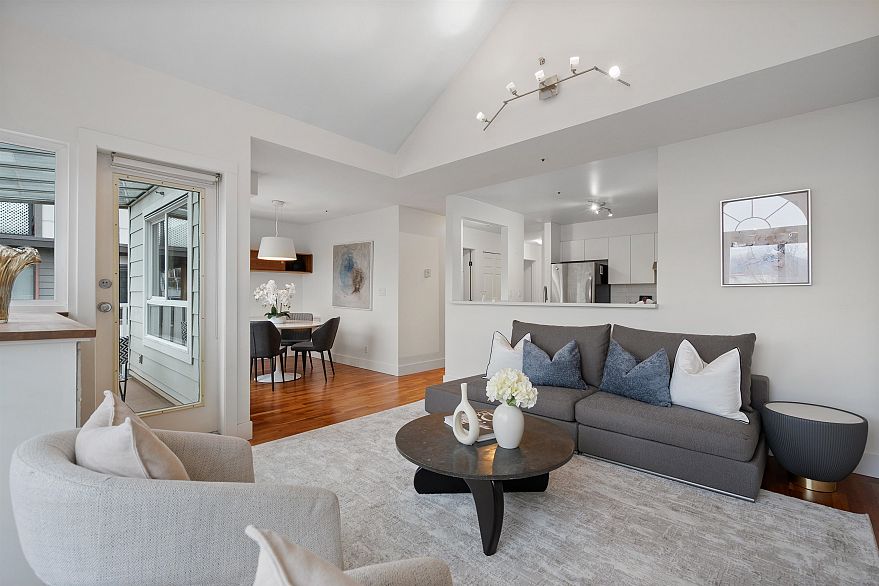 403 1623 E 2nd Avenue