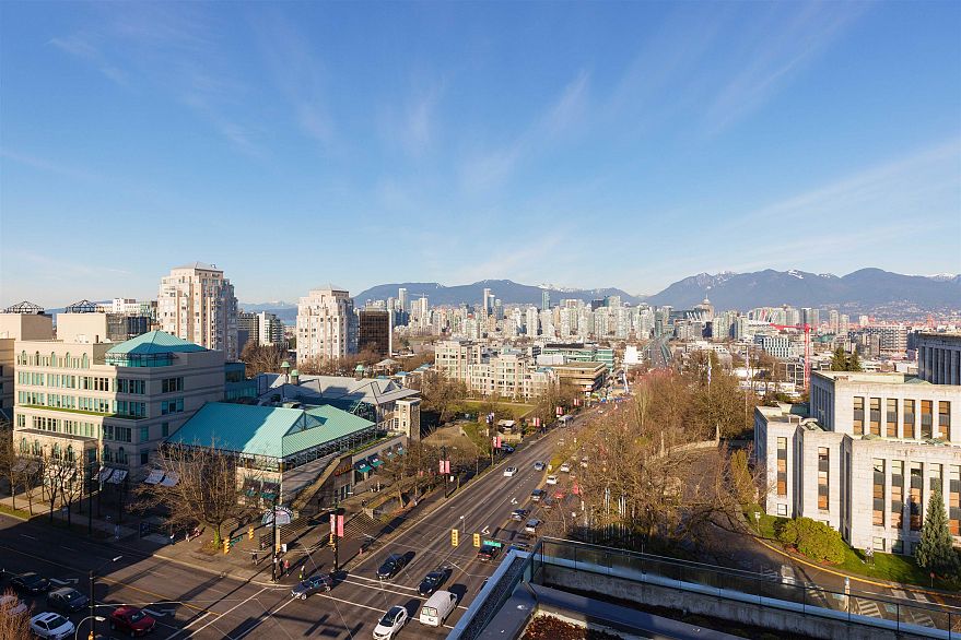 225 2888 Cambie Street