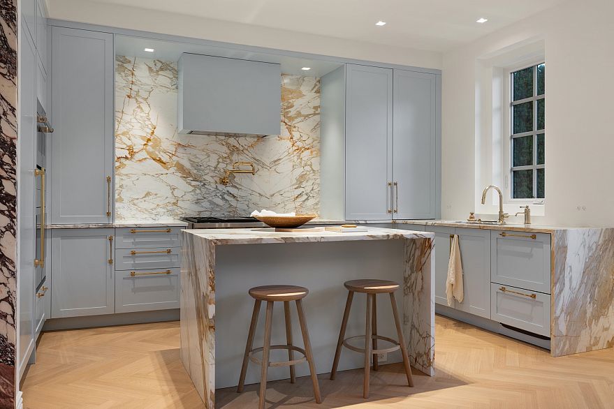 1973 Creelman Avenue