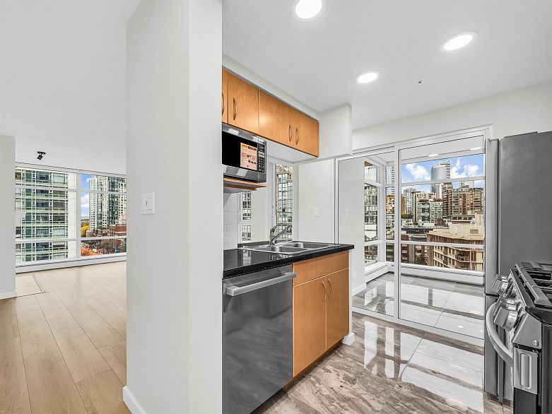 1101 198 Aquarius Mews