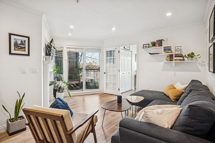 305 688 E 16th Avenue