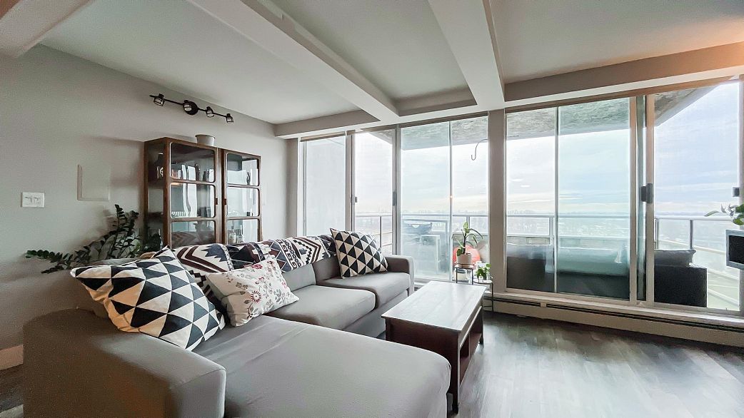 804 3061 N Kent Avenue