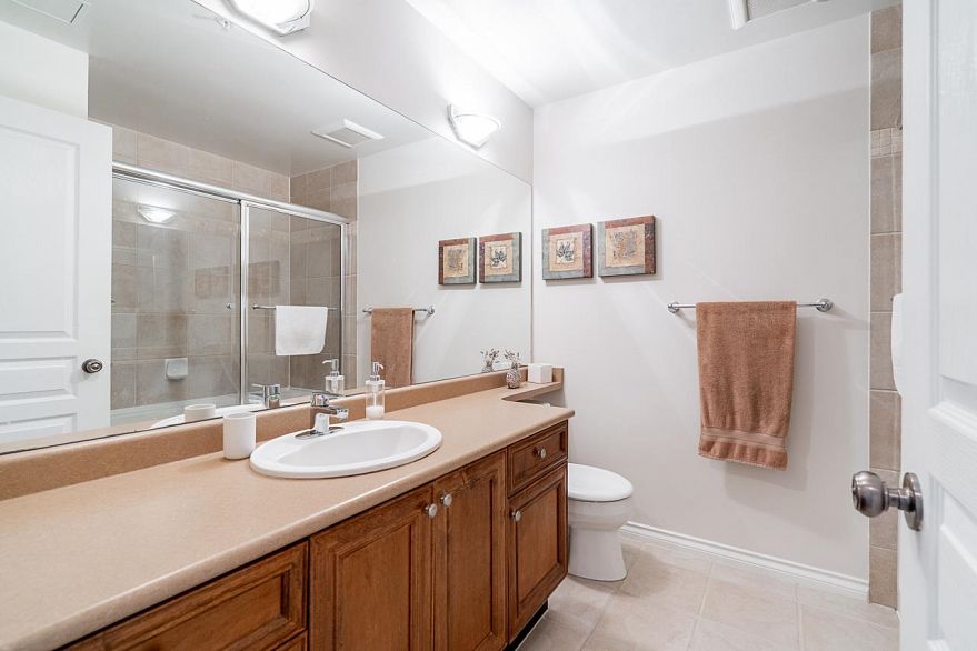 402 2175 Salal Drive