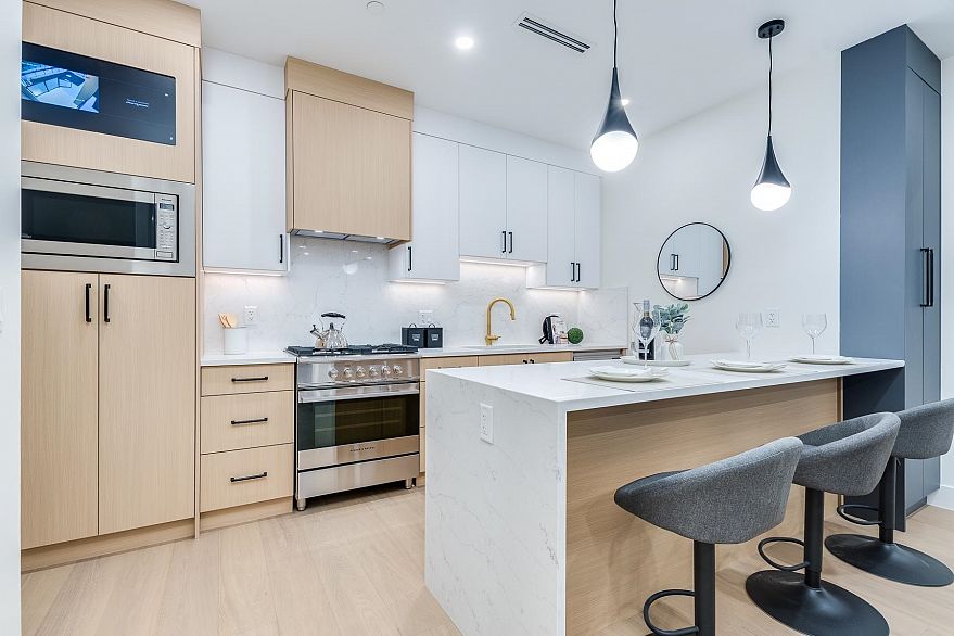 1 5461 Rhodes Street