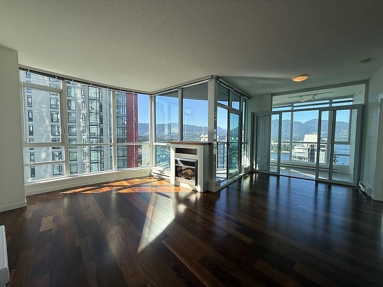 3001 1189 Melville Street