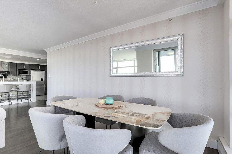 3002 1199 Marinaside Crescent