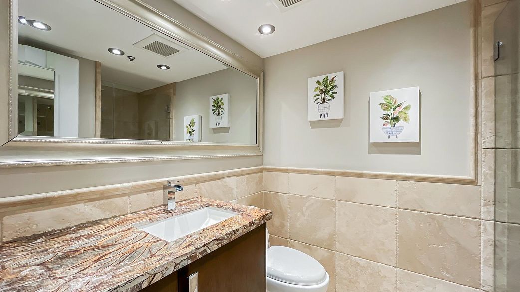 804 3061 N Kent Avenue