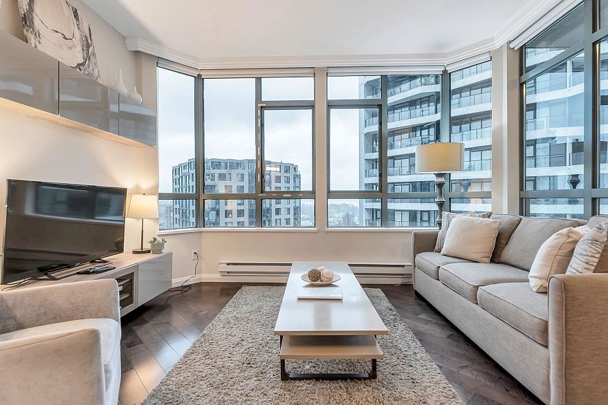 1306 1383 Howe Street