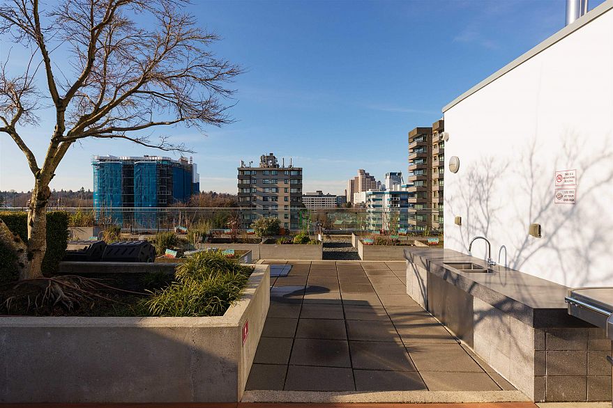 225 2888 Cambie Street