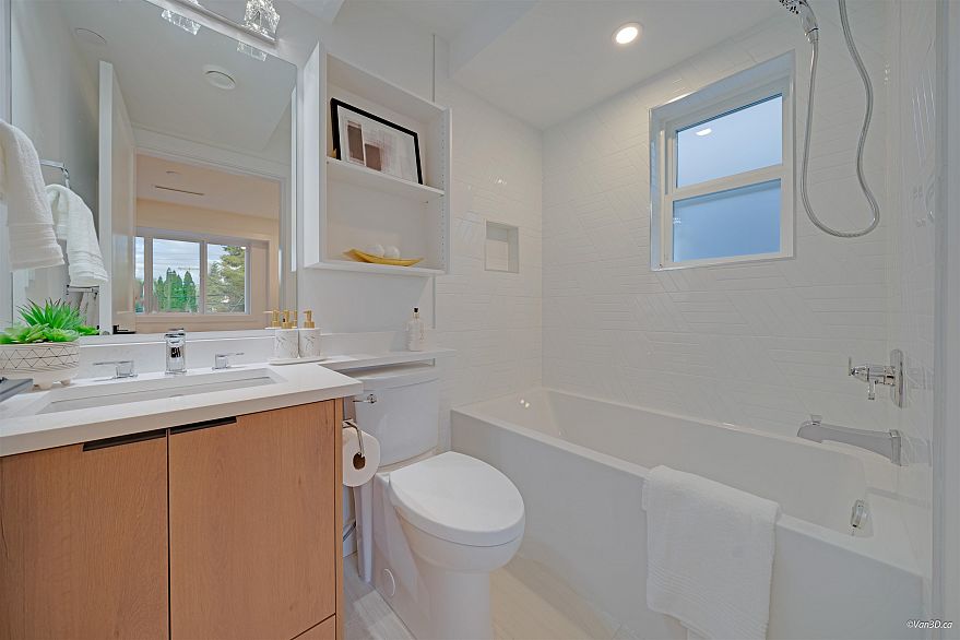 2658 Waterloo Street