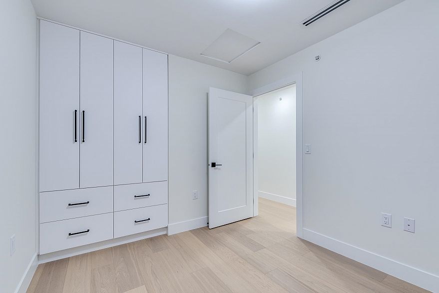 1 5461 Rhodes Street