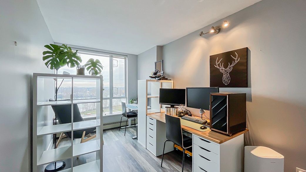 804 3061 N Kent Avenue