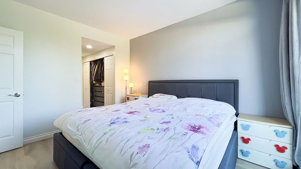 202 2580 Tolmie Street