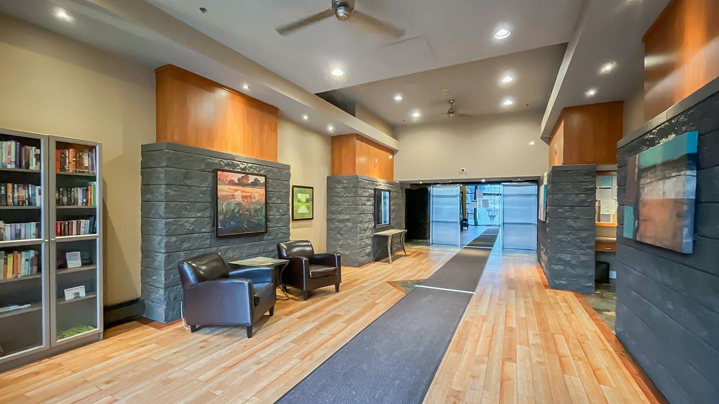 804 3061 N Kent Avenue