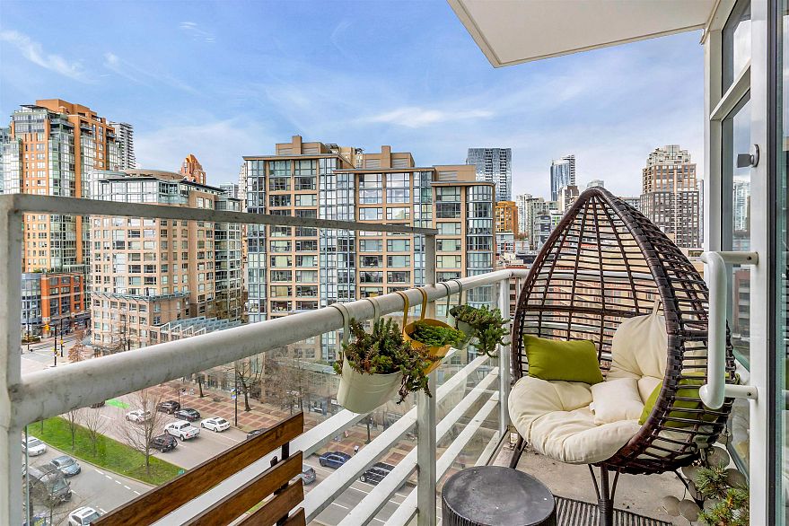 1101 198 Aquarius Mews