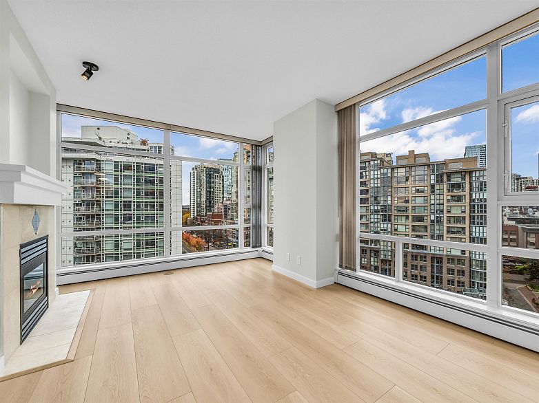 1101 198 Aquarius Mews