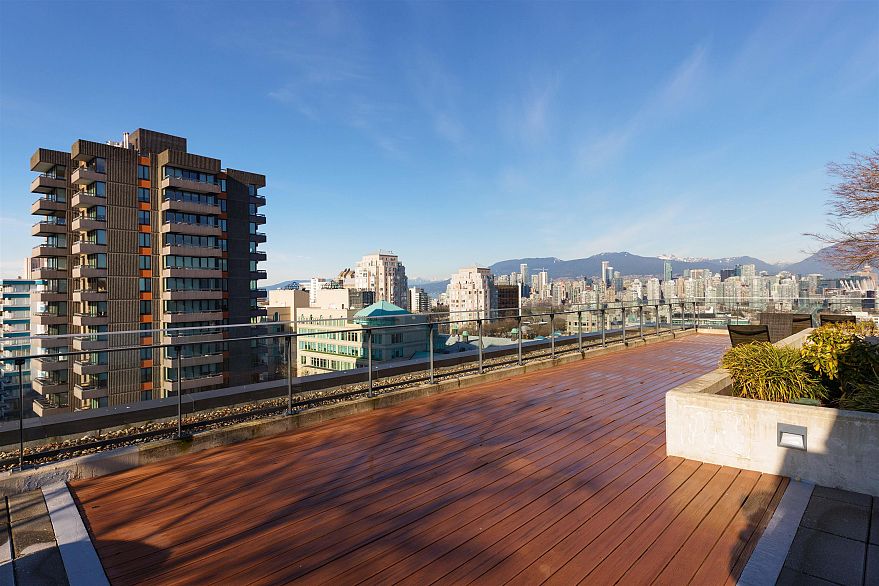 225 2888 Cambie Street