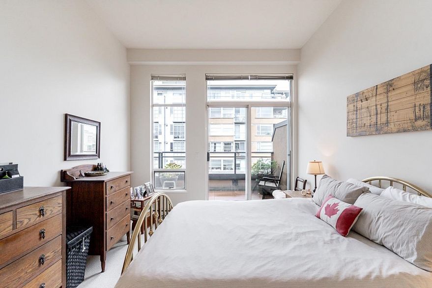 402 2175 Salal Drive