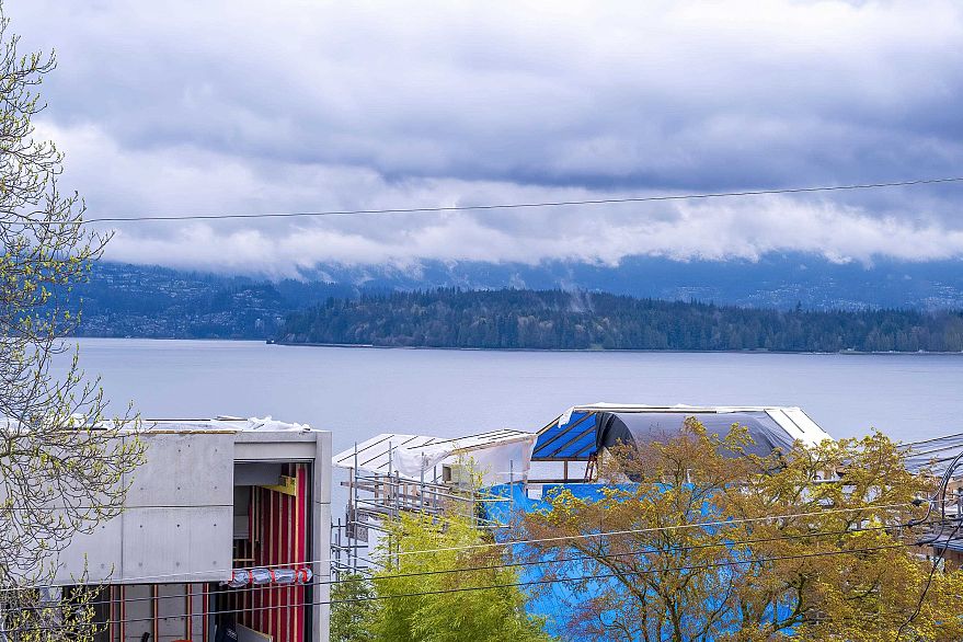 3458 Point Grey Road