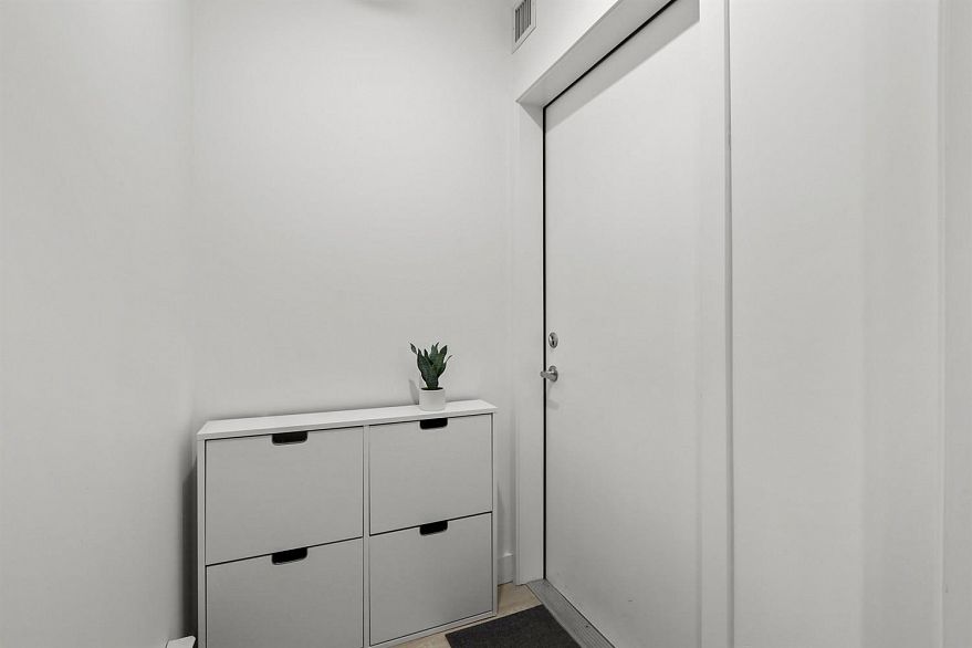 101 2688 Duke Street