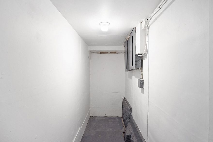 2239 Stephens Street