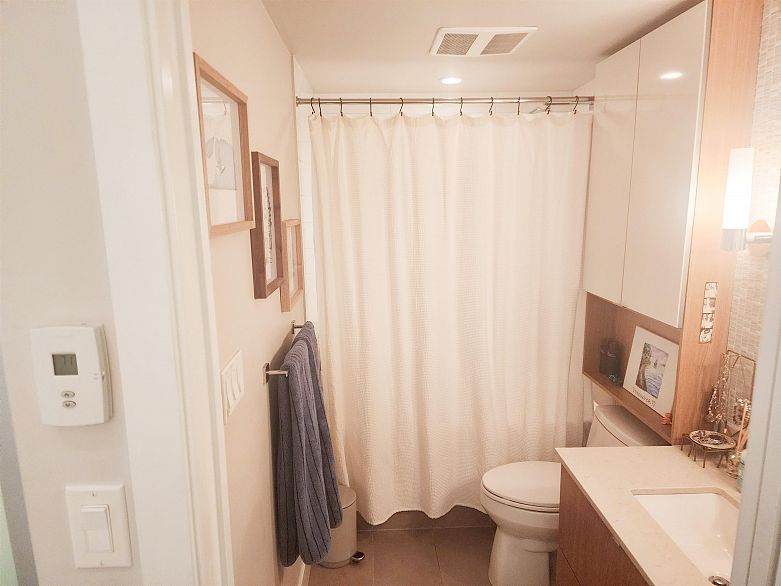 221 159 W 2nd Avenue