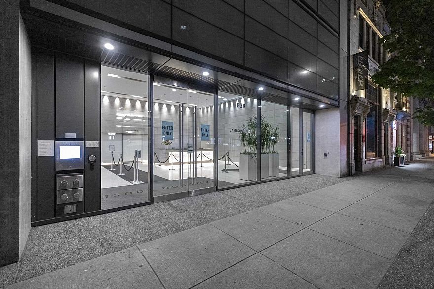 1807 838 W Hastings Street