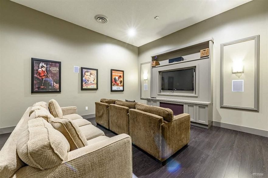 323 9288 ODLIN ROAD, Richmond BC V6X 0C3