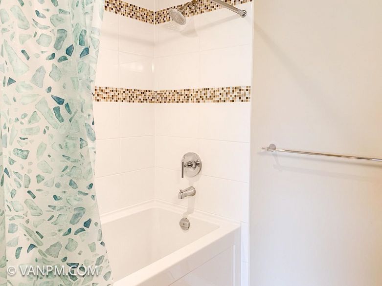 323 9288 ODLIN ROAD, Richmond BC V6X 0C3