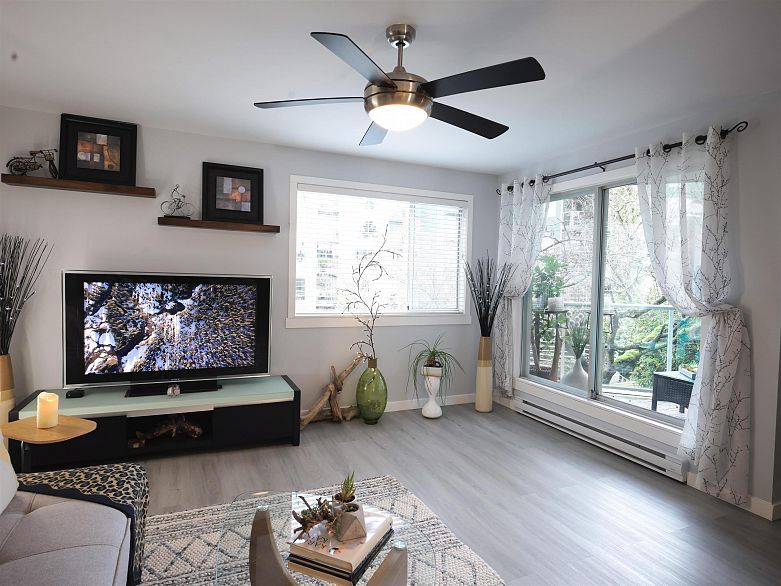 204 1550 Mariner Walk