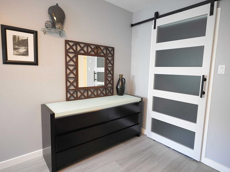 204 1550 Mariner Walk