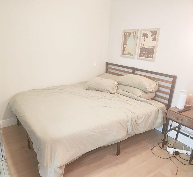 221 159 W 2nd Avenue