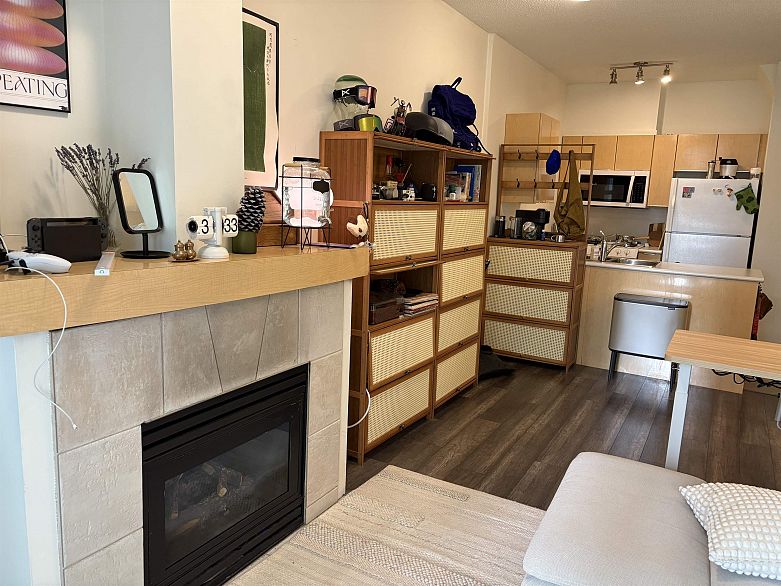 603 1239 W Georgia Street