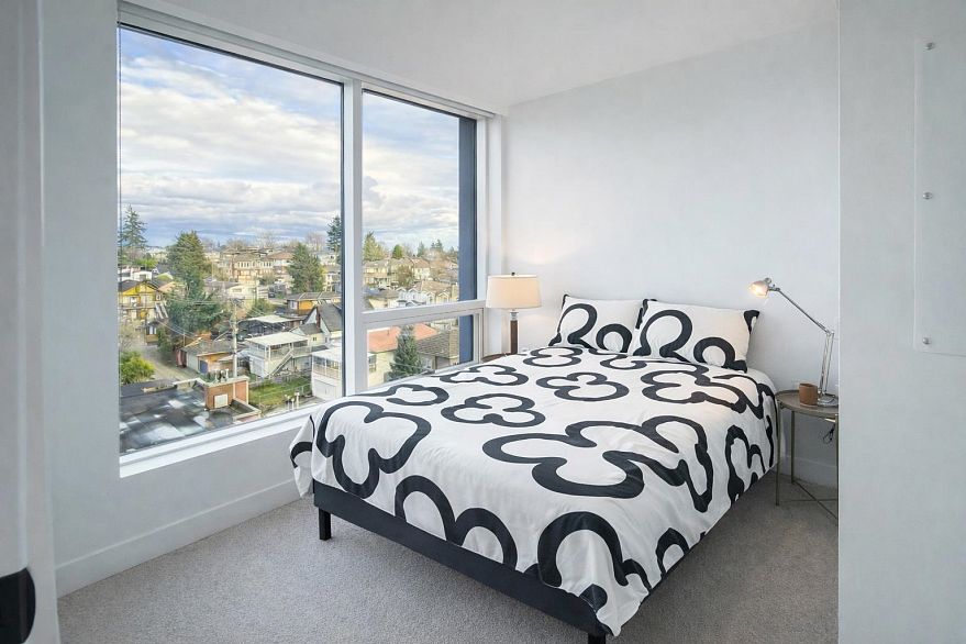 702 5058 Joyce Street