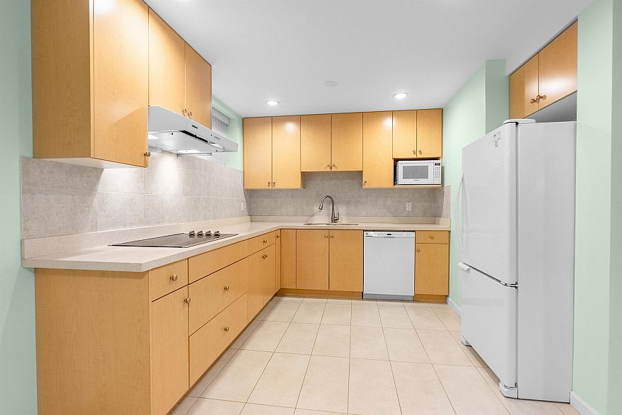 2249 Fraserview Drive