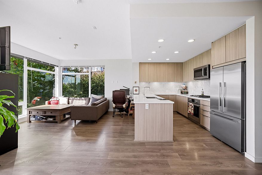 207 3289 Riverwalk Avenue