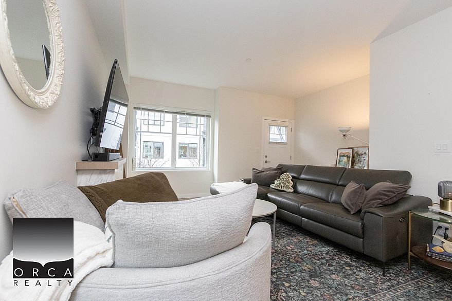 150 19451 SUTTON AVENUE, Pitt Meadows BC V3Y 0G6