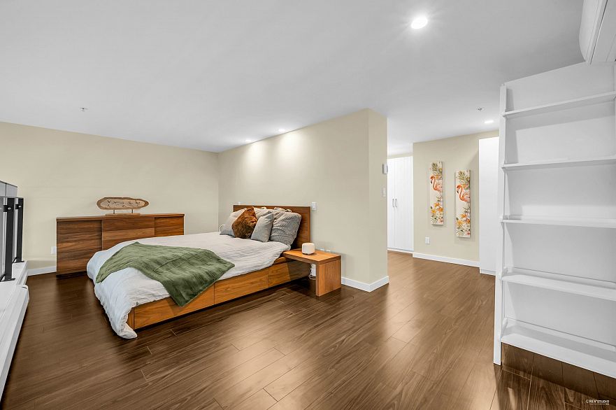 103 6311 Cambie Street