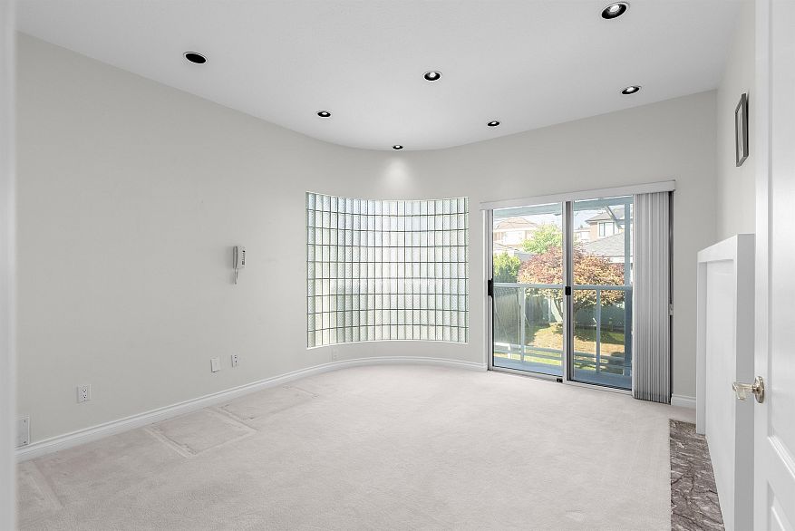 2249 Fraserview Drive