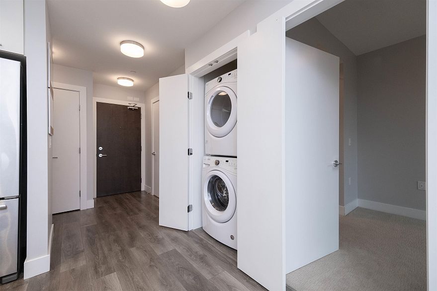 501 3488 Sawmill Crescent